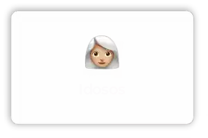 Cliente de mais idade com cabelos brancos